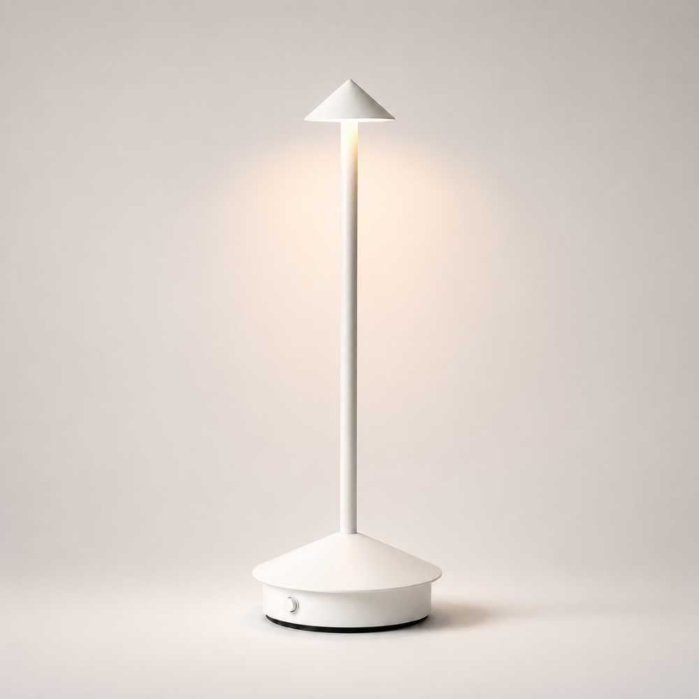 Lampe de chevet blanche au design épuré avec lumière douce
